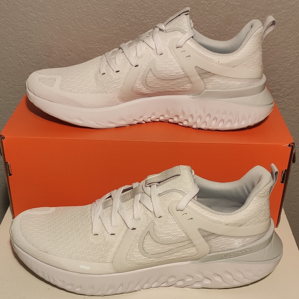 Nike Legend Essential Additional Photos